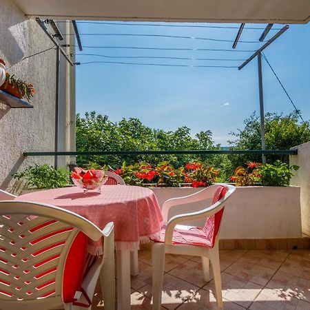 Apartment Dragica Krk Town Exterior foto